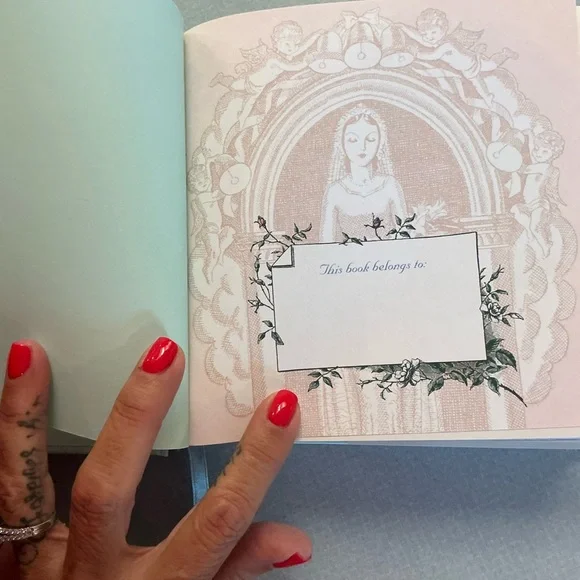 The Little Big Book for Brides - Picture 6 of 10